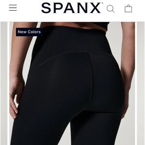 SPANXshape™ Booty Boost®
Full Length Leggings